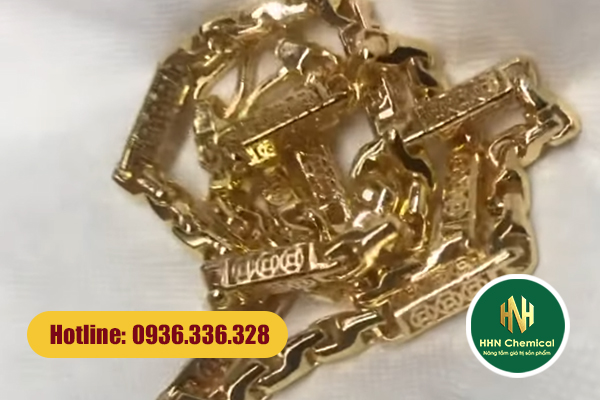 Dây chuyền mạ vàng cũ – chuẩn bị xử lý bằng hóa chất tách vàng