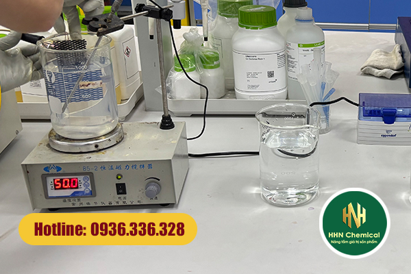Chuẩn bị bồn và nước cất (DI) cho quy trình xi keo nano phủ bóng trang sức